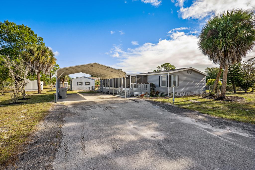 Photo of 7990 129th Place, Sebastian, FL 32958 (MLS # R11149190)