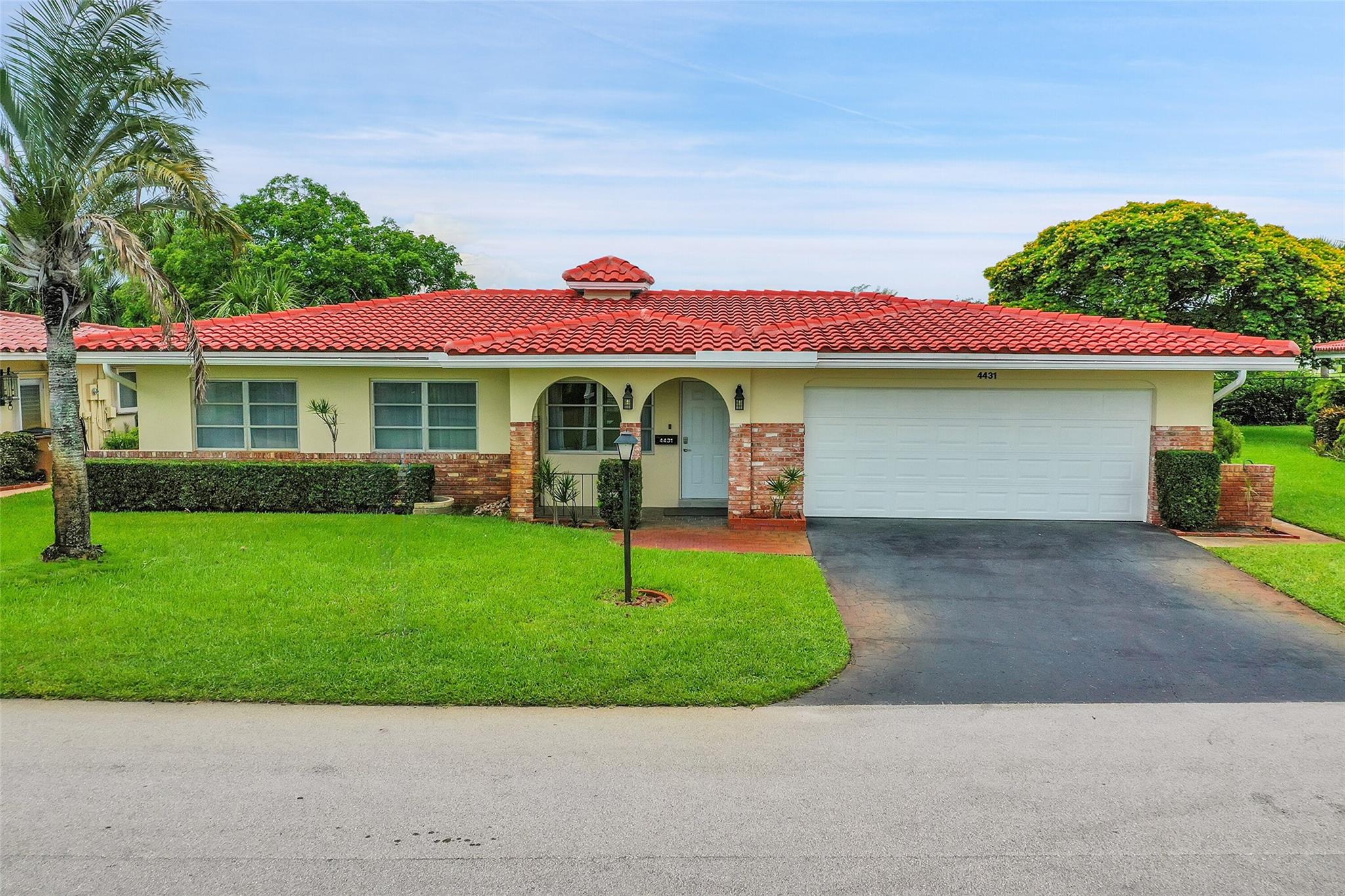 View Deerfield Beach, FL 33064 house