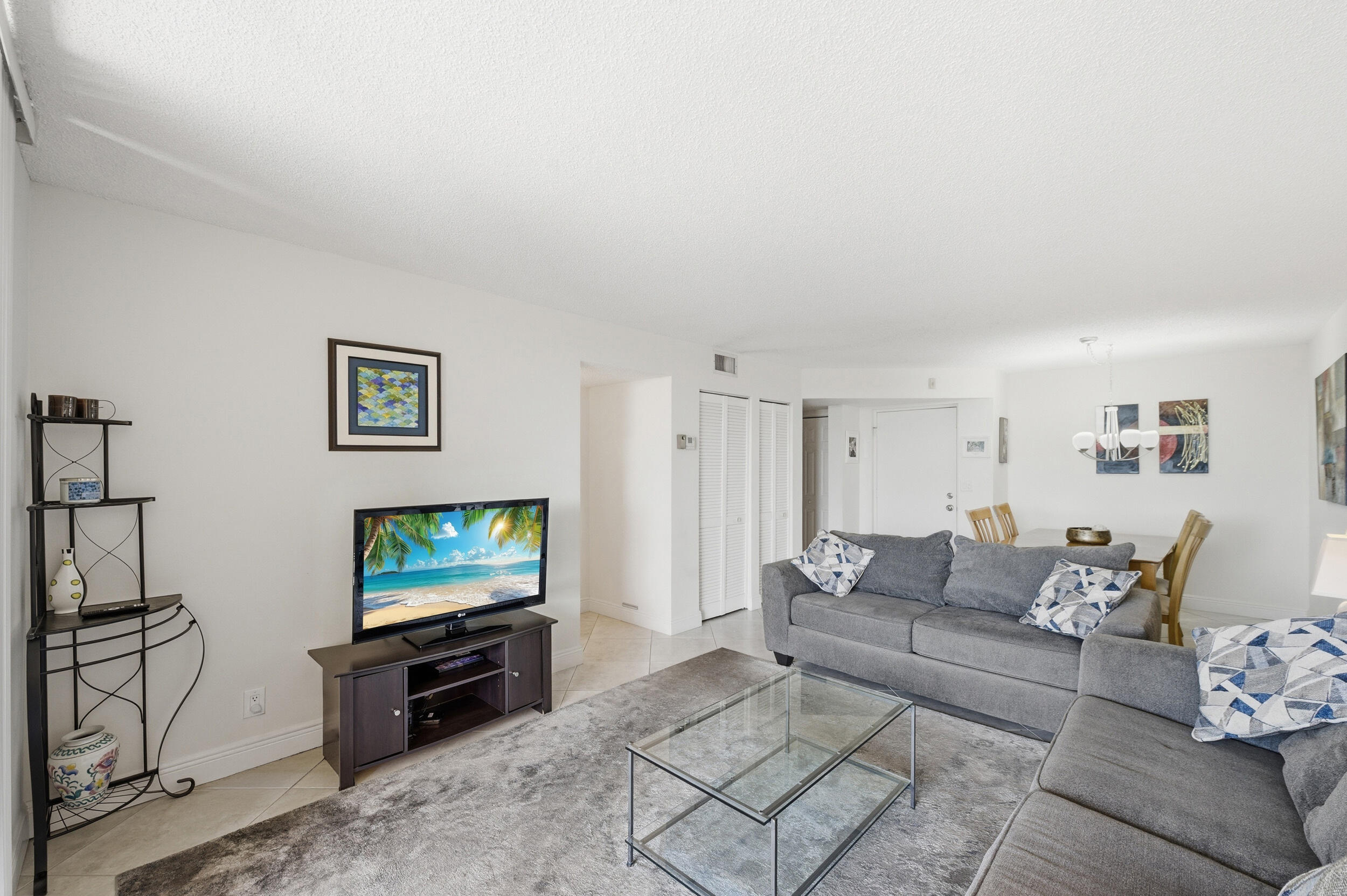 450 Egret Circle 9406