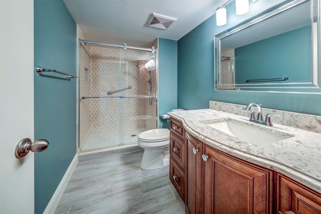 Palm Lakes - Residential