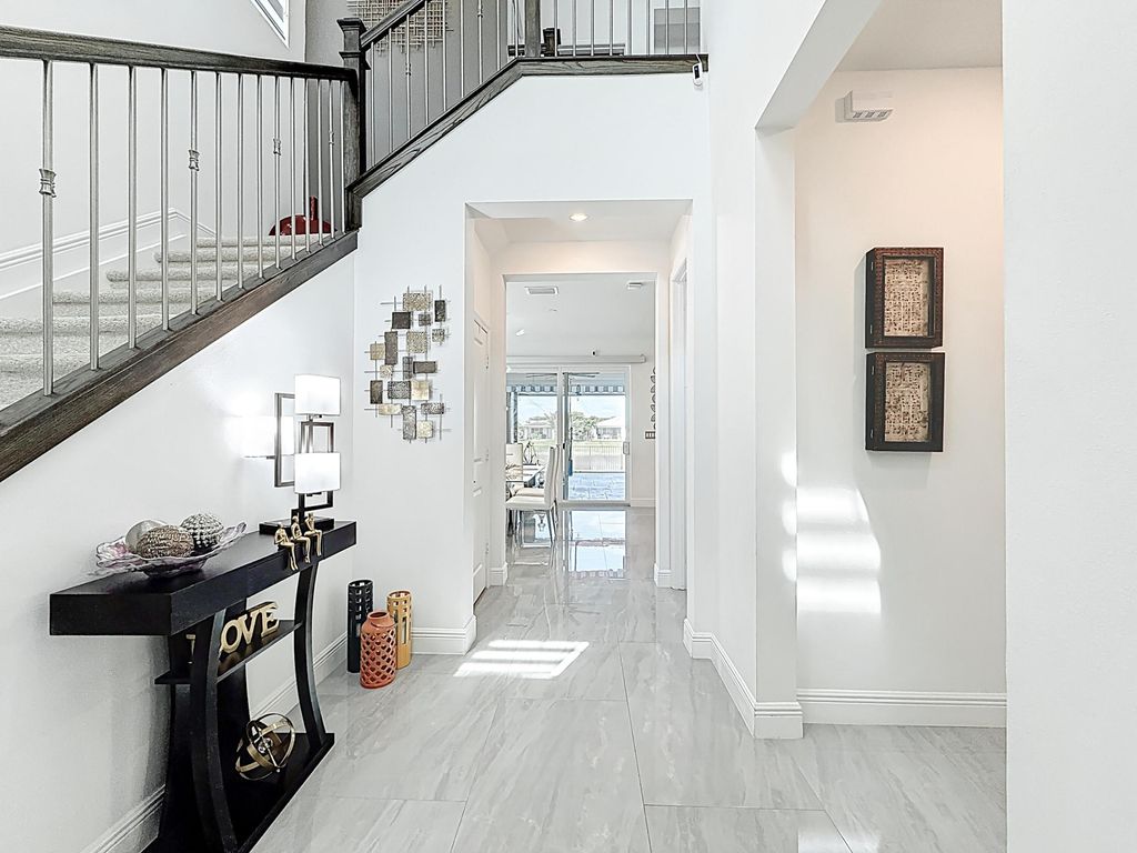 Photo of 4201 Pelicano Way, Deerfield Beach, FL 33064 (MLS # R11160509)