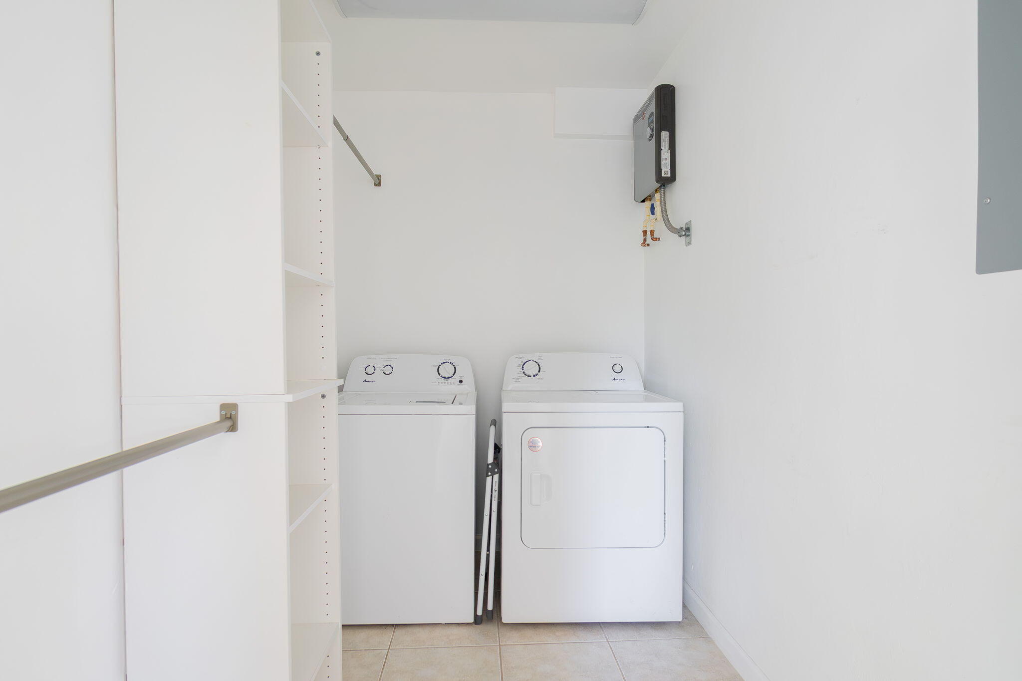 DELL PARK - Residential Lease