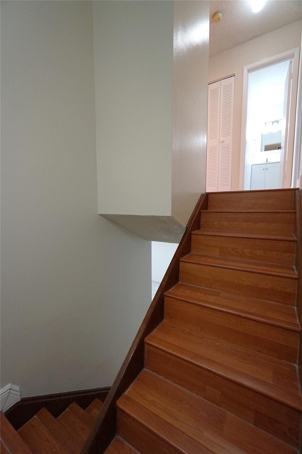 Lago Grande Condo - Residential Lease