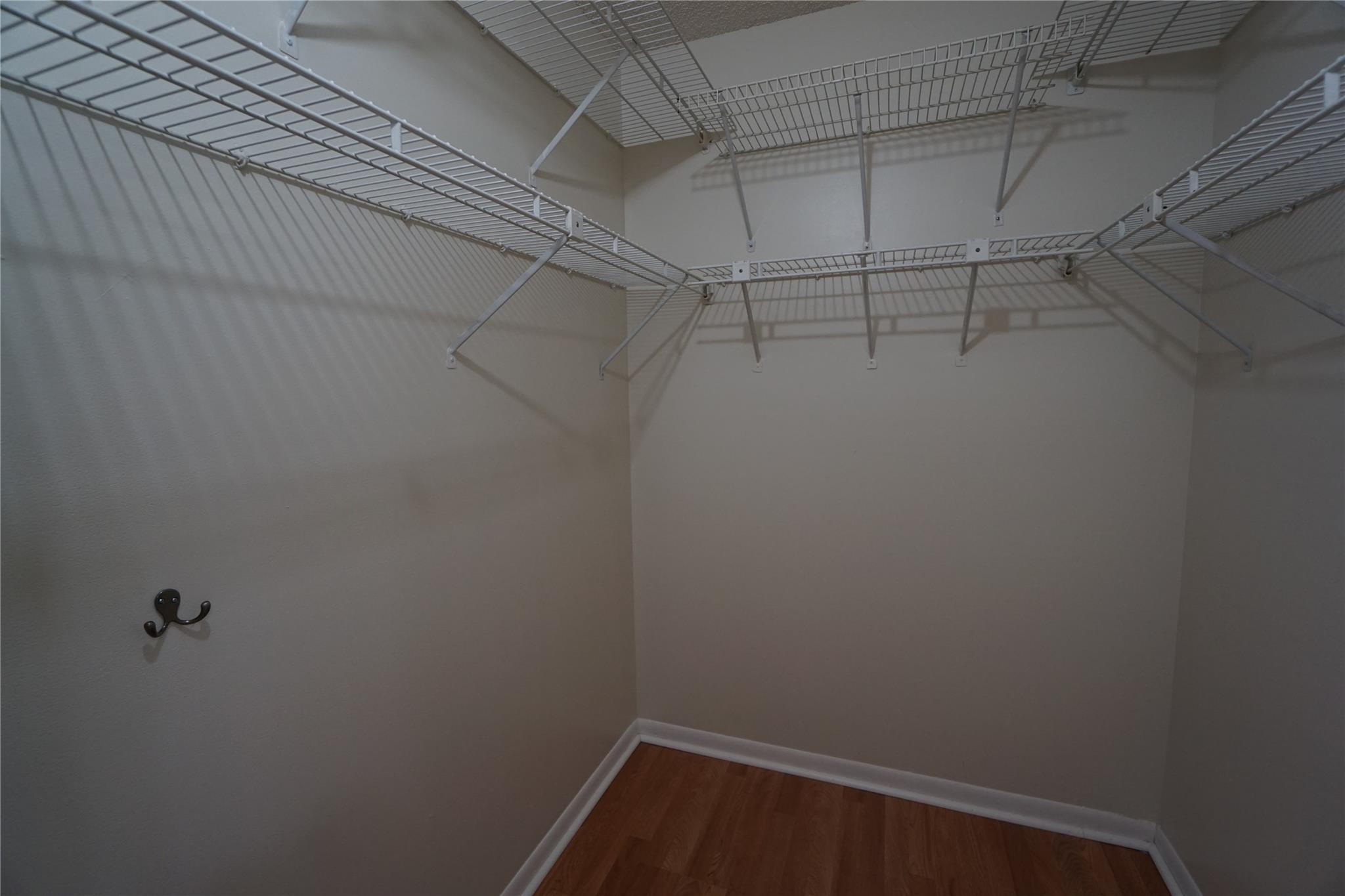 Lago Grande Condo - Residential Lease