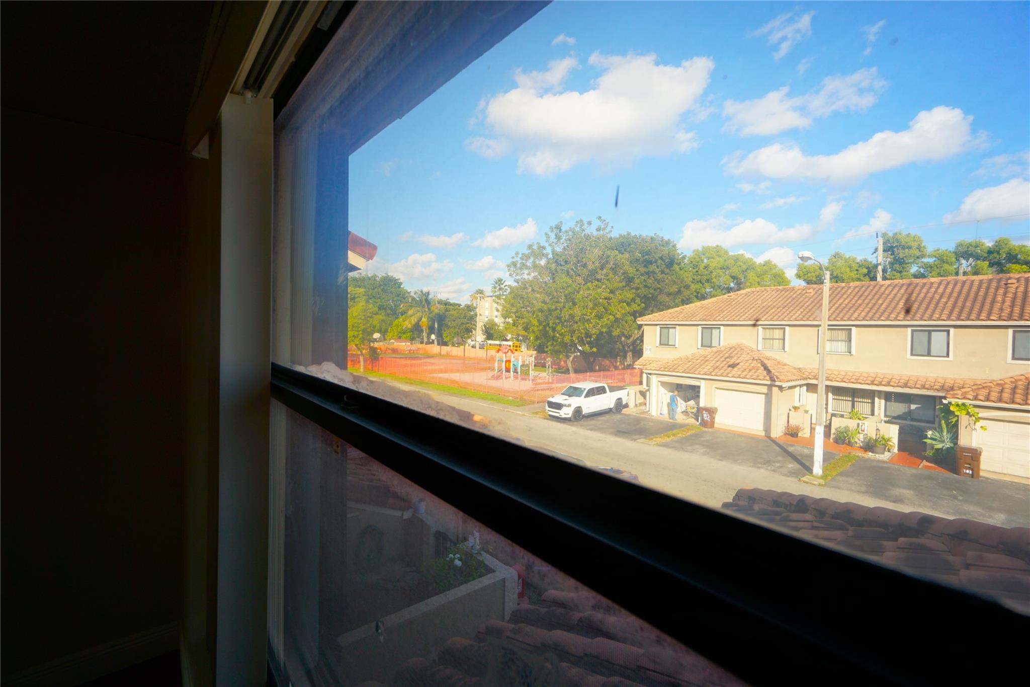 Lago Grande Condo - Residential Lease