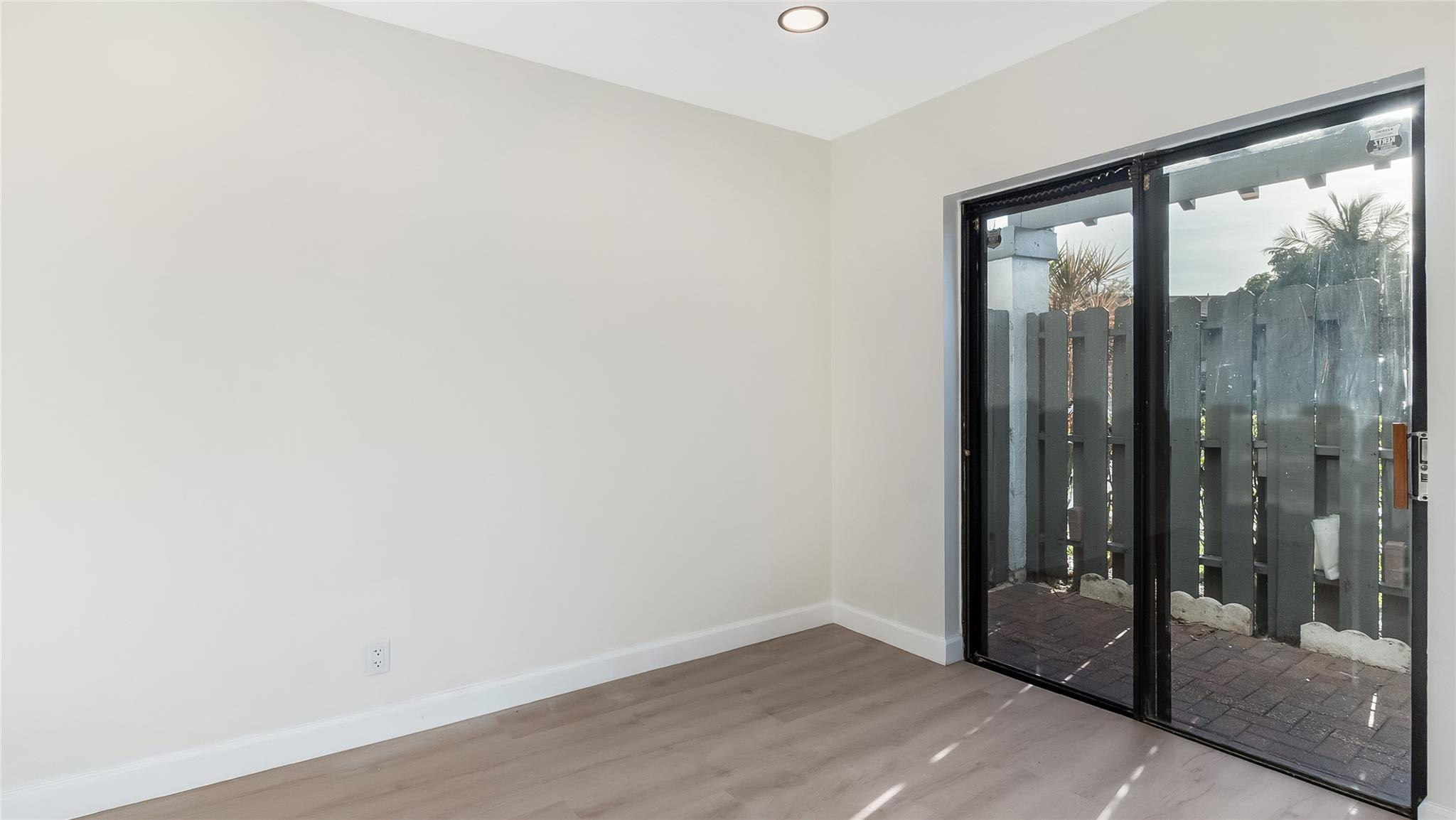 Springdale Lake - Residential Lease