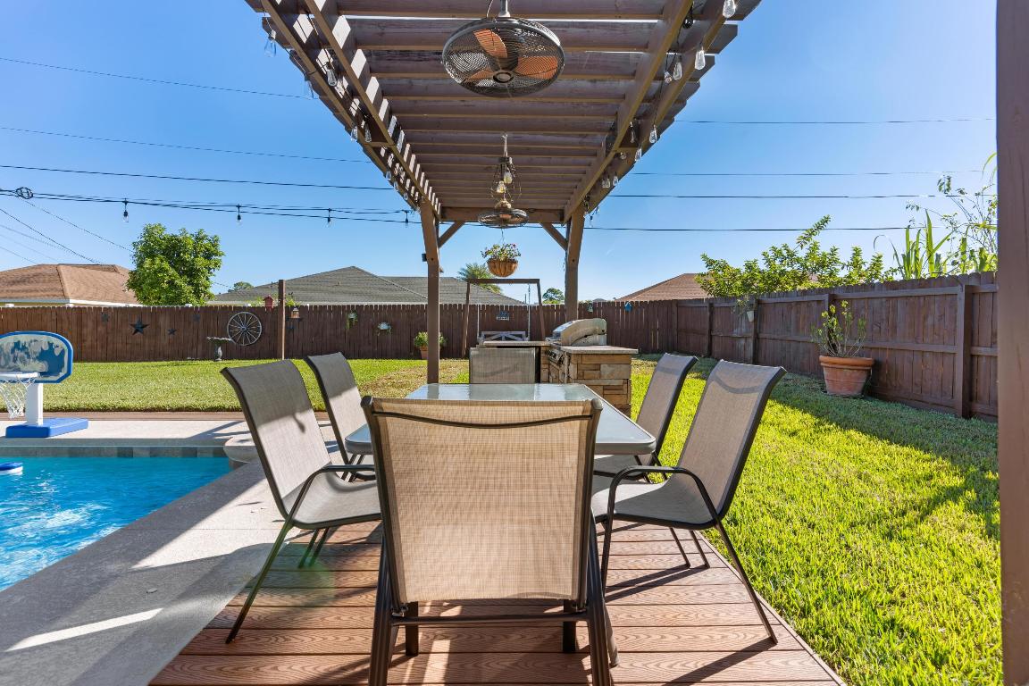 PORT ST LUCIE SECTION 7 - Residential