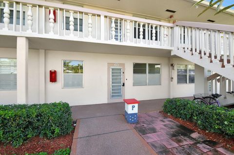 A home in Deerfield Beach