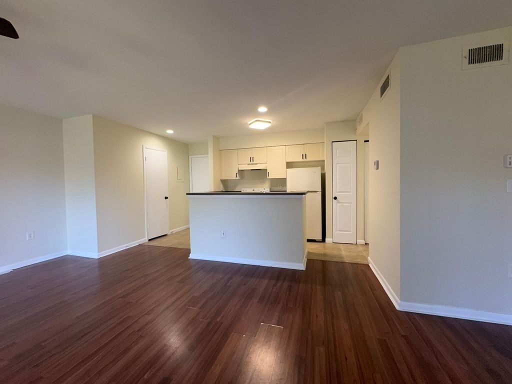 Photo of 4855 Via Palm Lakes #910, West Palm Beach, FL 33417 (MLS # B26021438)