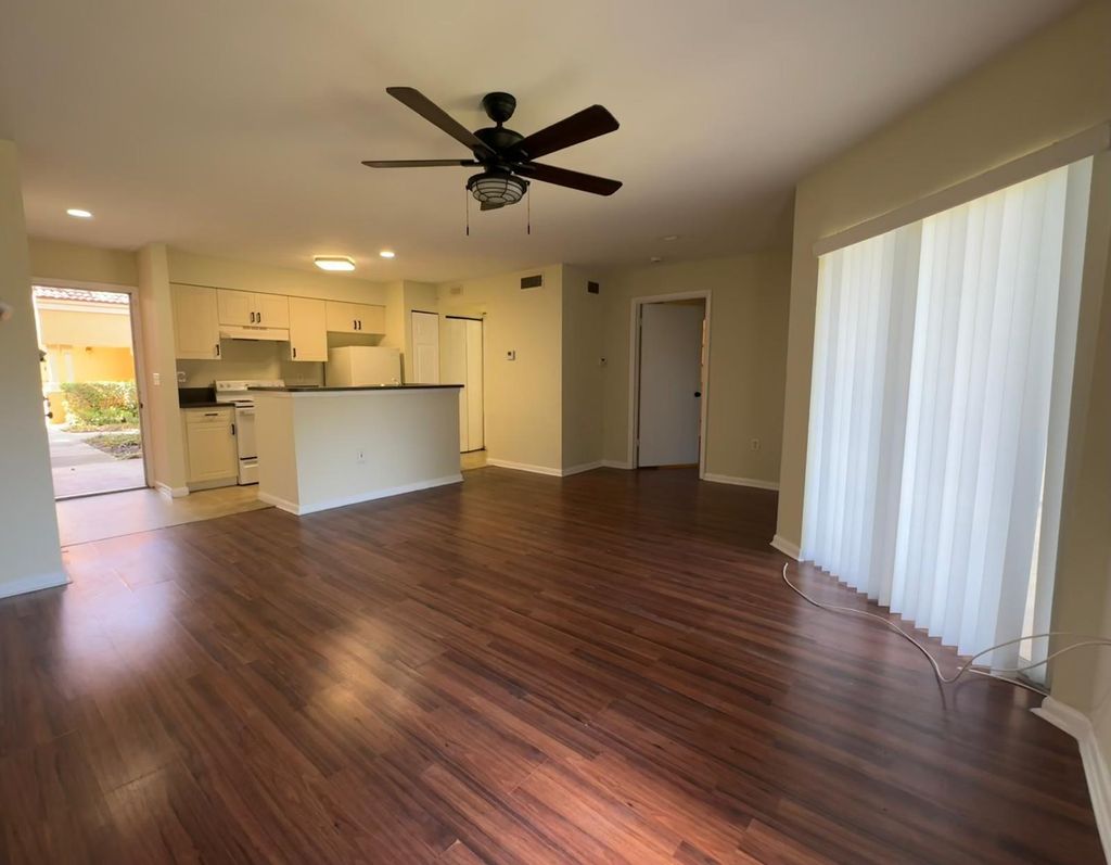 Photo of 4855 Via Palm Lakes #910, West Palm Beach, FL 33417 (MLS # B26021438)