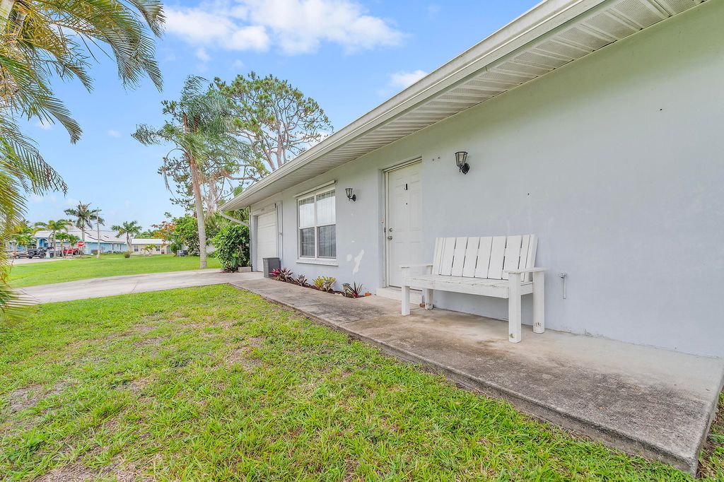 Photo of 590 SE Anchor Lane, Port Saint Lucie, FL 34983 (MLS # R11096380)