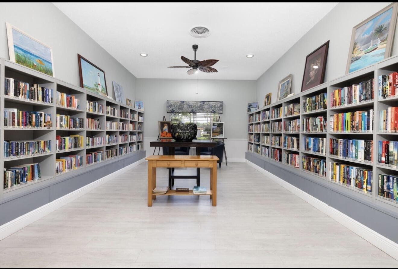 KING MOUNTAIN CONDO (AKA MONTEREY YACHT & COUNTRY - Residential