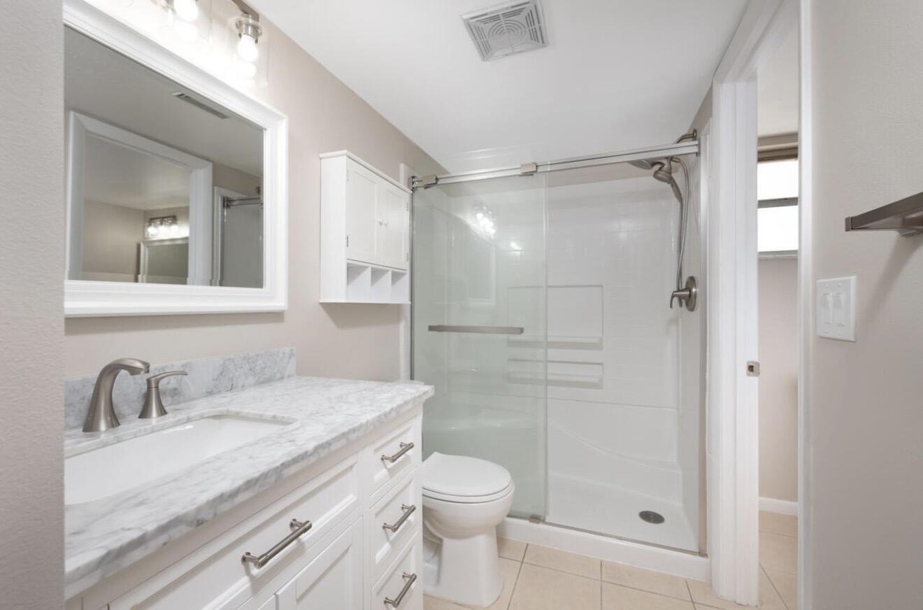 KING MOUNTAIN CONDO (AKA MONTEREY YACHT & COUNTRY - Residential