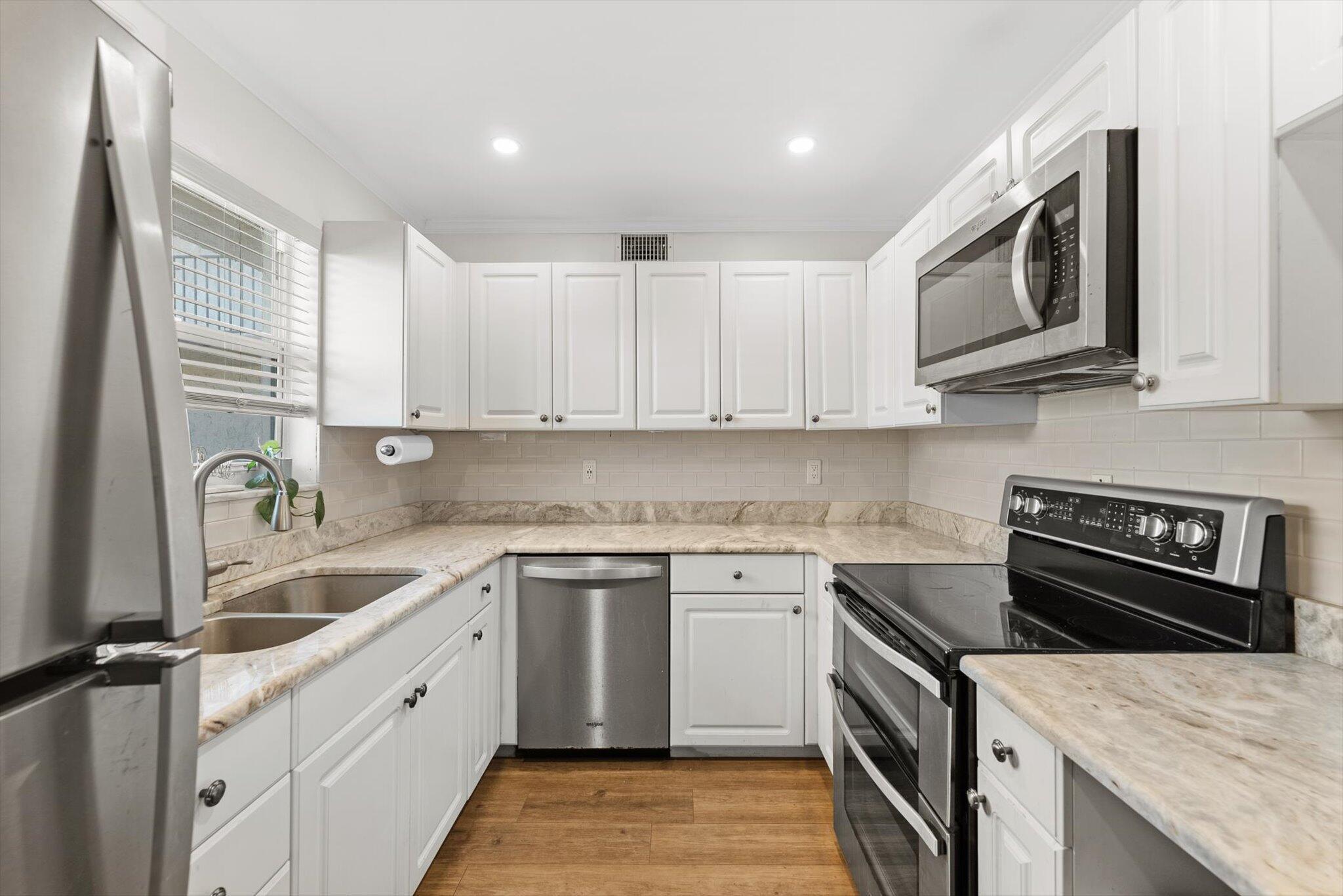 Properties 719 Lori Drive 205
