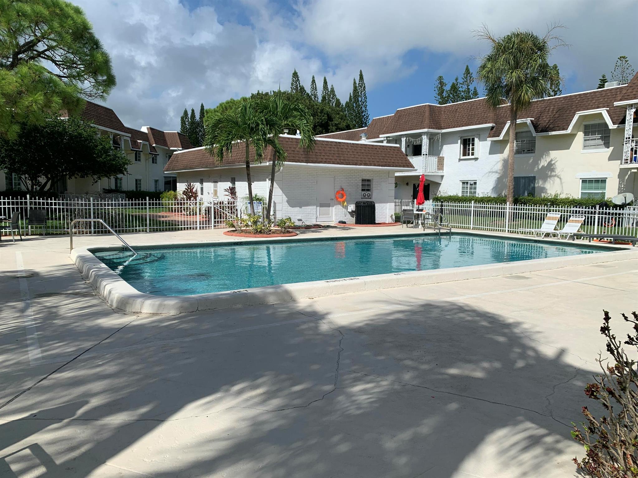 BROOKFIELD GARDENS NORTH - Residential