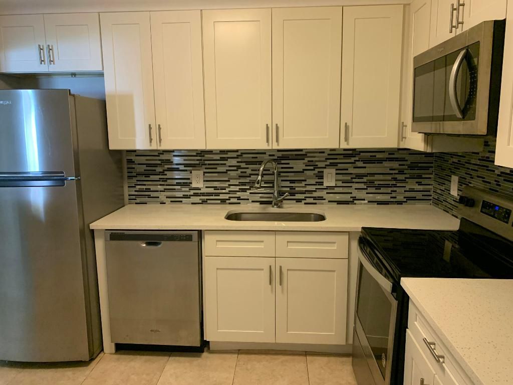 Photo of 708 SE 2nd Avenue #324, Deerfield Beach, FL 33441 (MLS # R11146955)