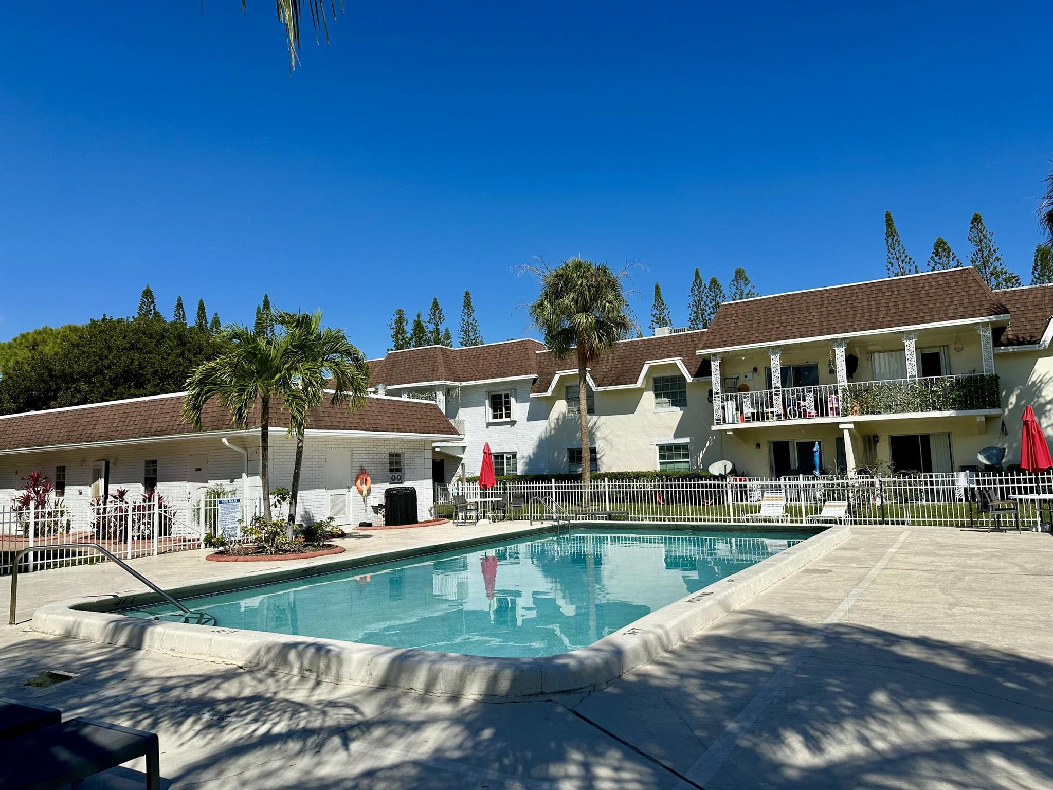 BROOKFIELD GARDENS NORTH - Residential