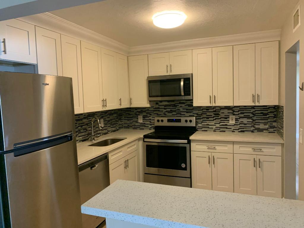 708 SE 2nd Avenue 324