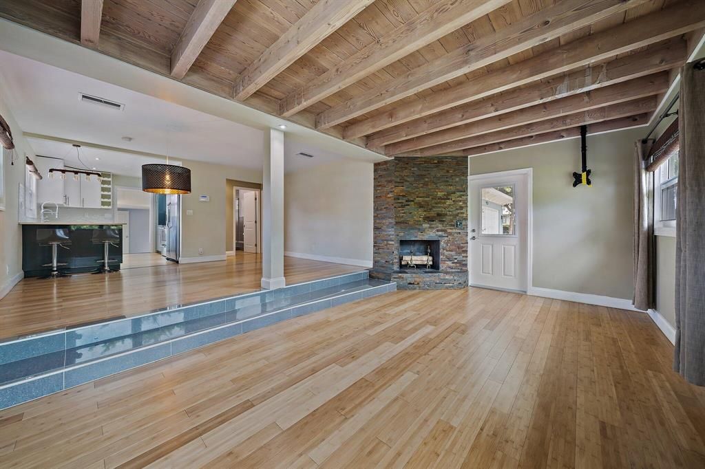 Photo of 922 S K Street, Lake Worth Beach, FL 33460 (MLS # R10746898)