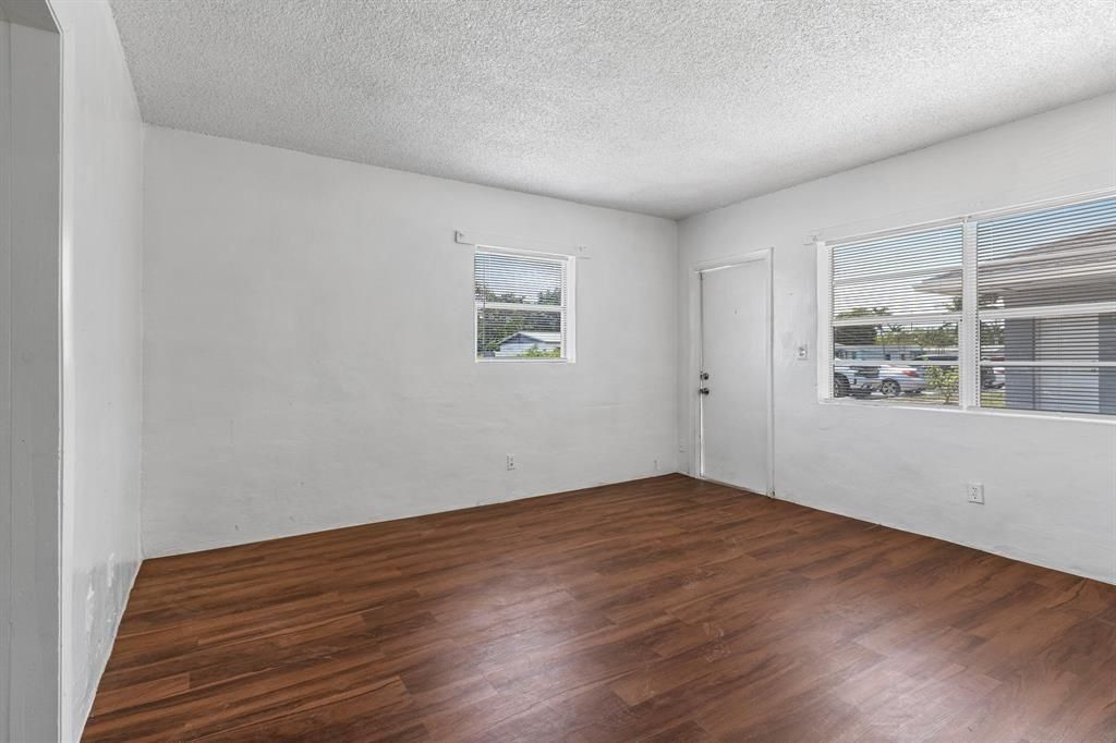 Photo of 271 SW 1st Street #1, Deerfield Beach, FL 33441 (MLS # F10507549)