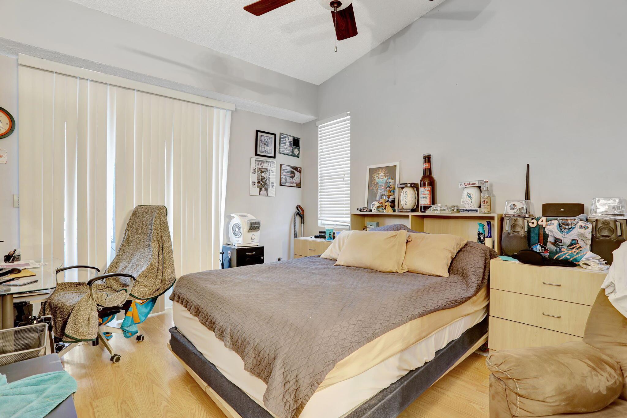 COCO PARC CONDO - Residential