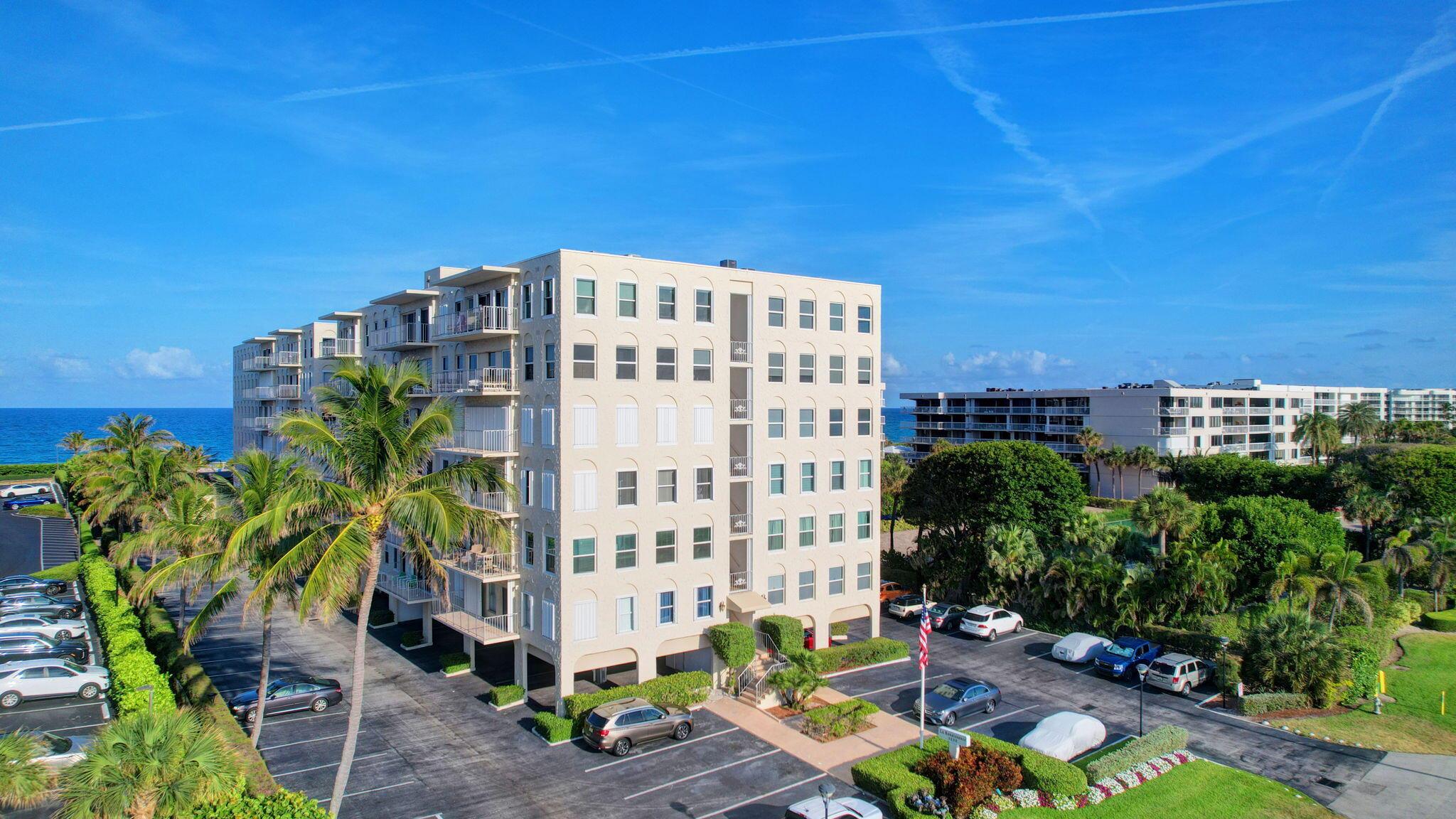 LA RENAISSANCE - Residential Lease