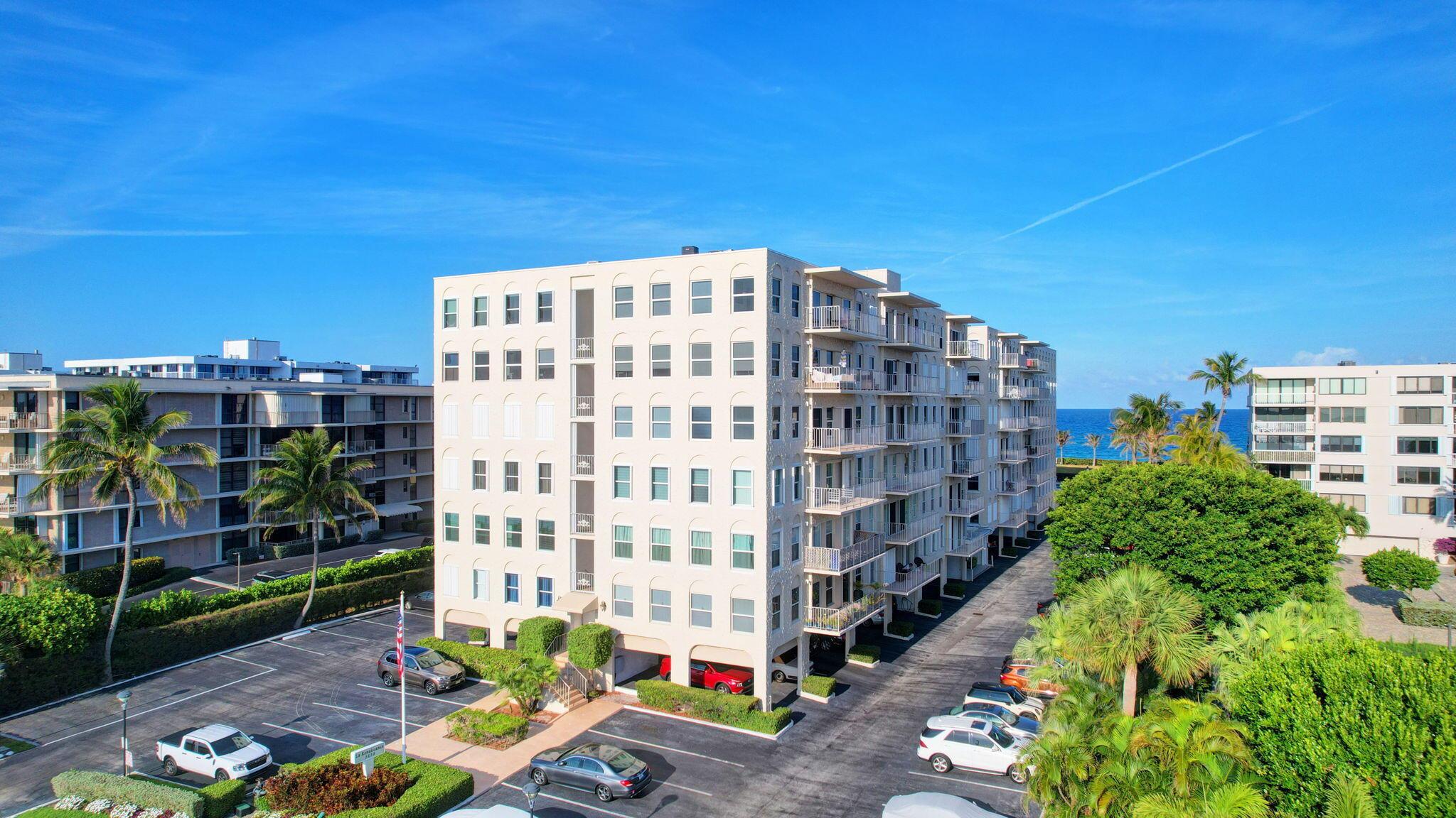 LA RENAISSANCE - Residential Lease