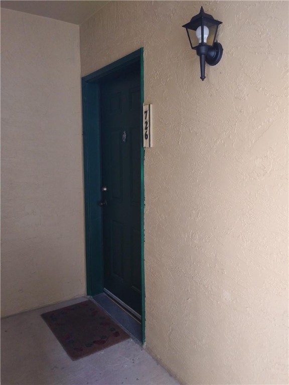 SAVANNAH AT RIVERSIDE - Residential