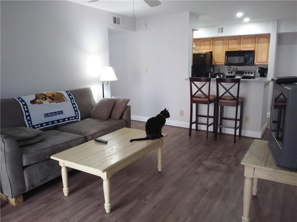 SAVANNAH AT RIVERSIDE - Residential