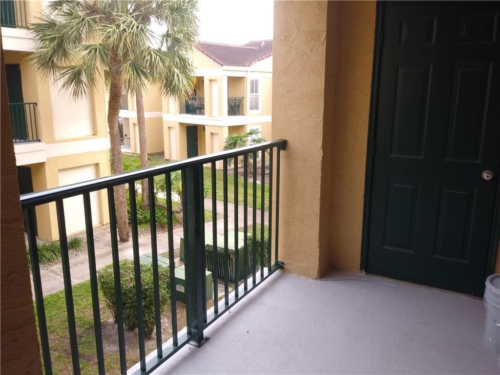 SAVANNAH AT RIVERSIDE - Residential