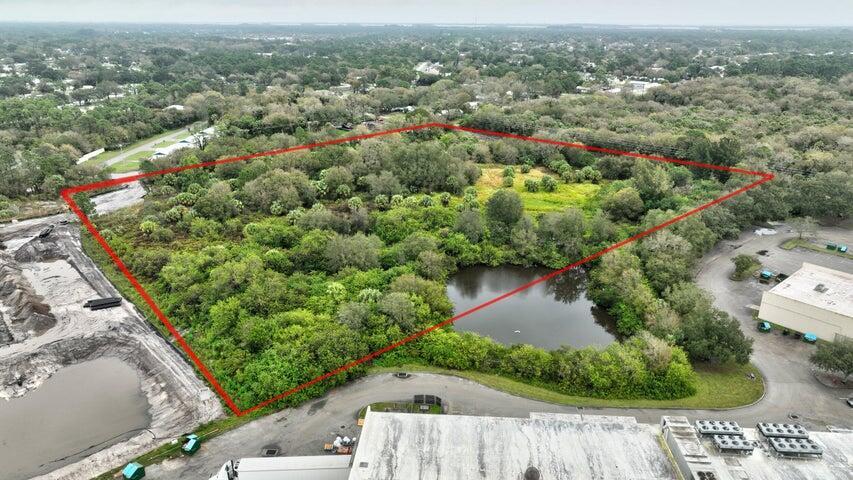 METES AND BOUNDS - Land