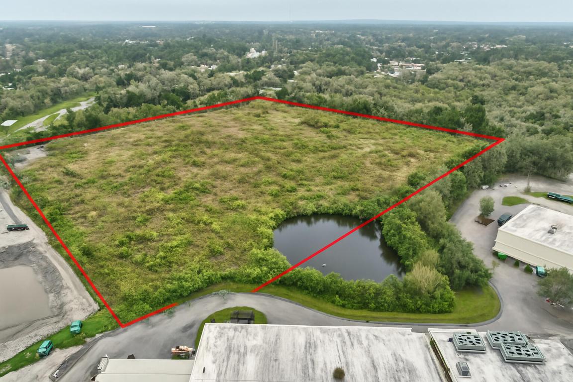 METES AND BOUNDS - Land