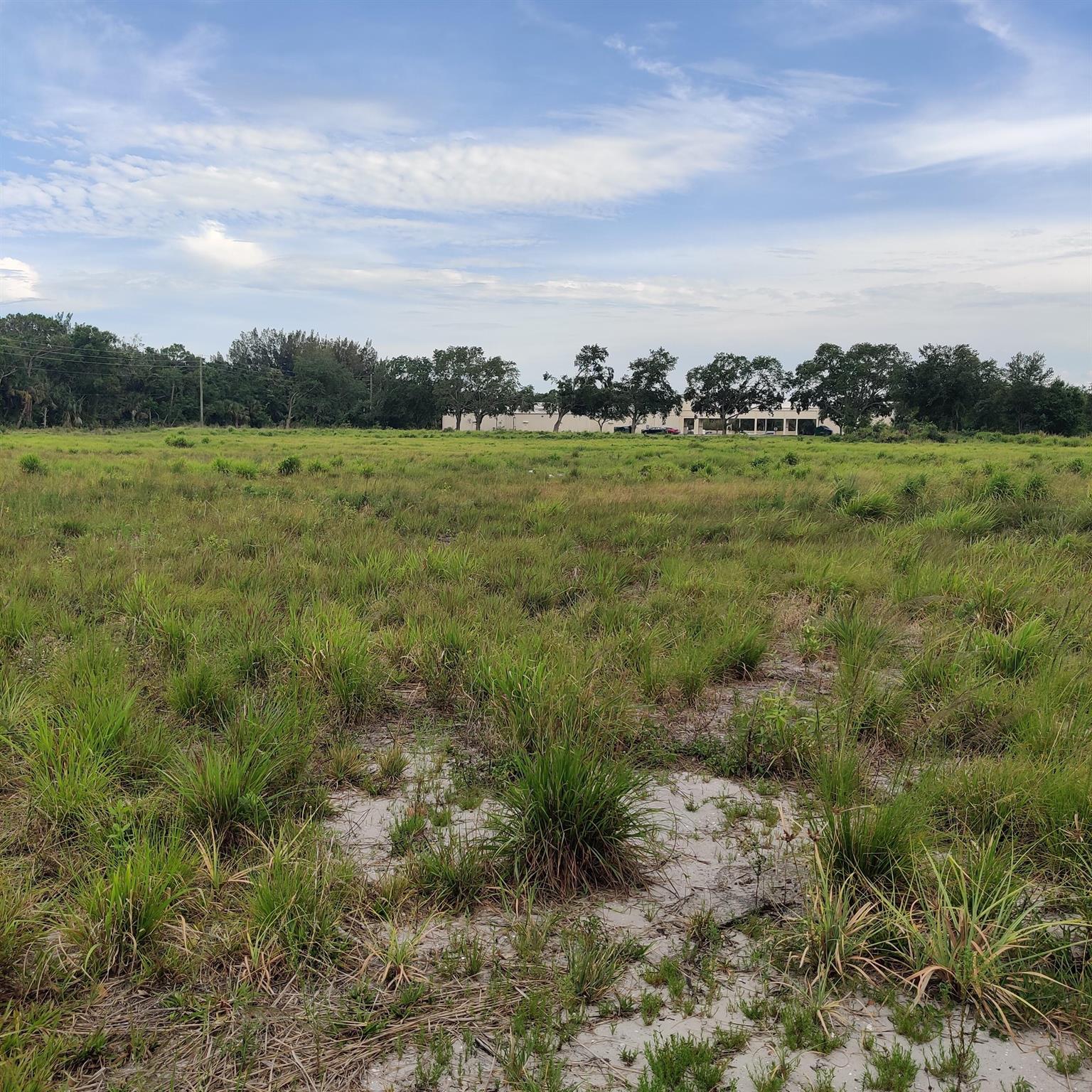 METES AND BOUNDS - Land