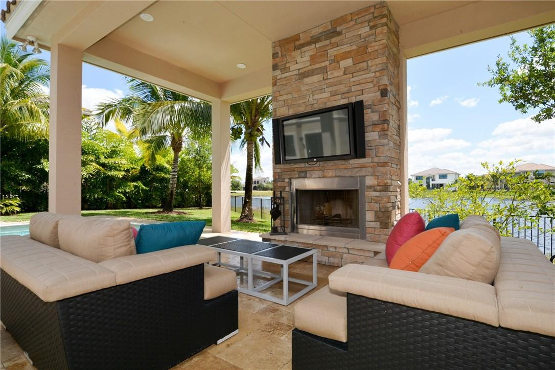 Parkland Golf & Country C - Residential