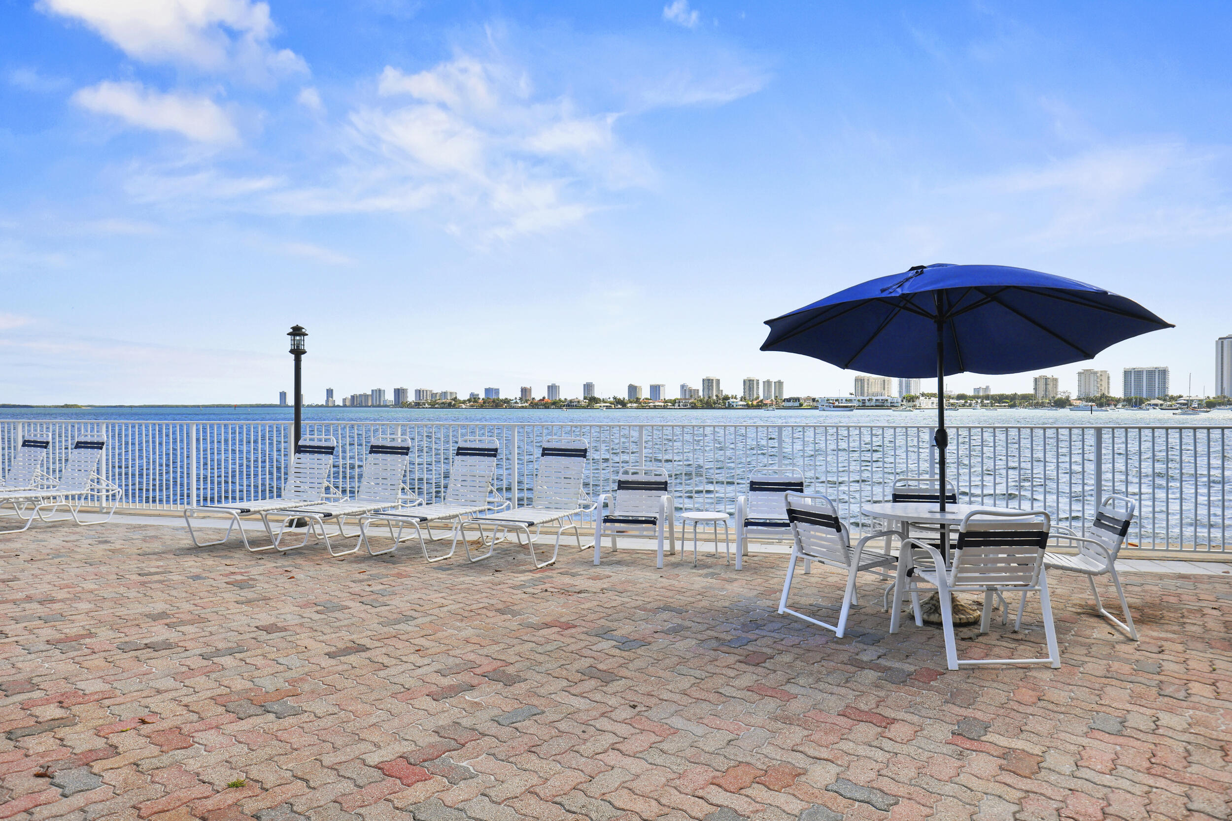 WILSHIRE NORTH CONDOS - Residential Lease