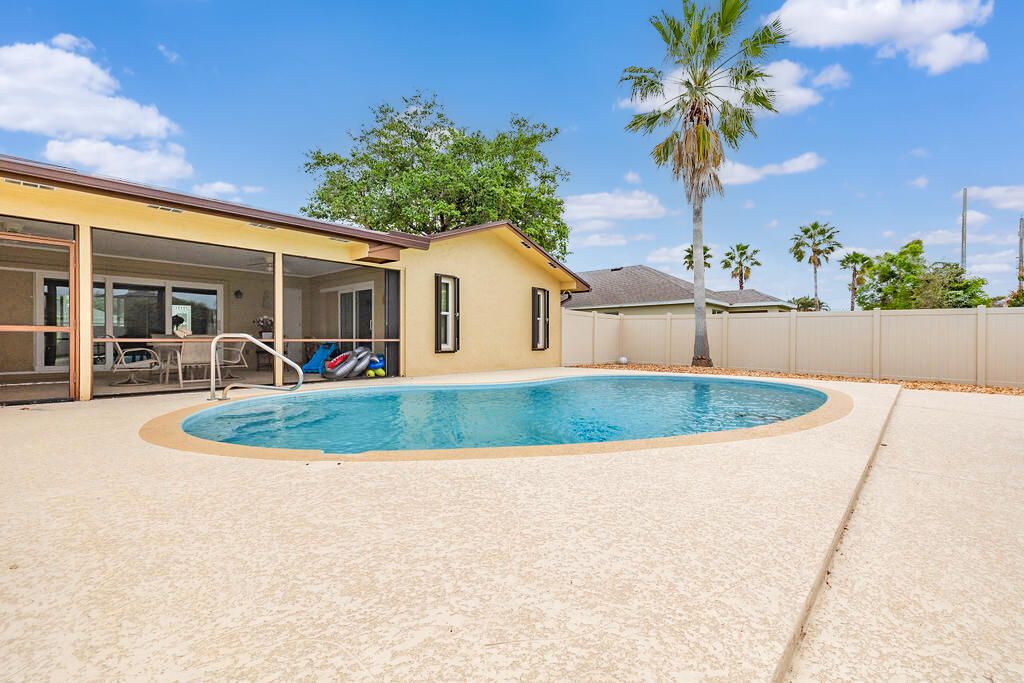 Photo of 2350 SE Pinero Road, Port Saint Lucie, FL 34952 (MLS # R10965298)