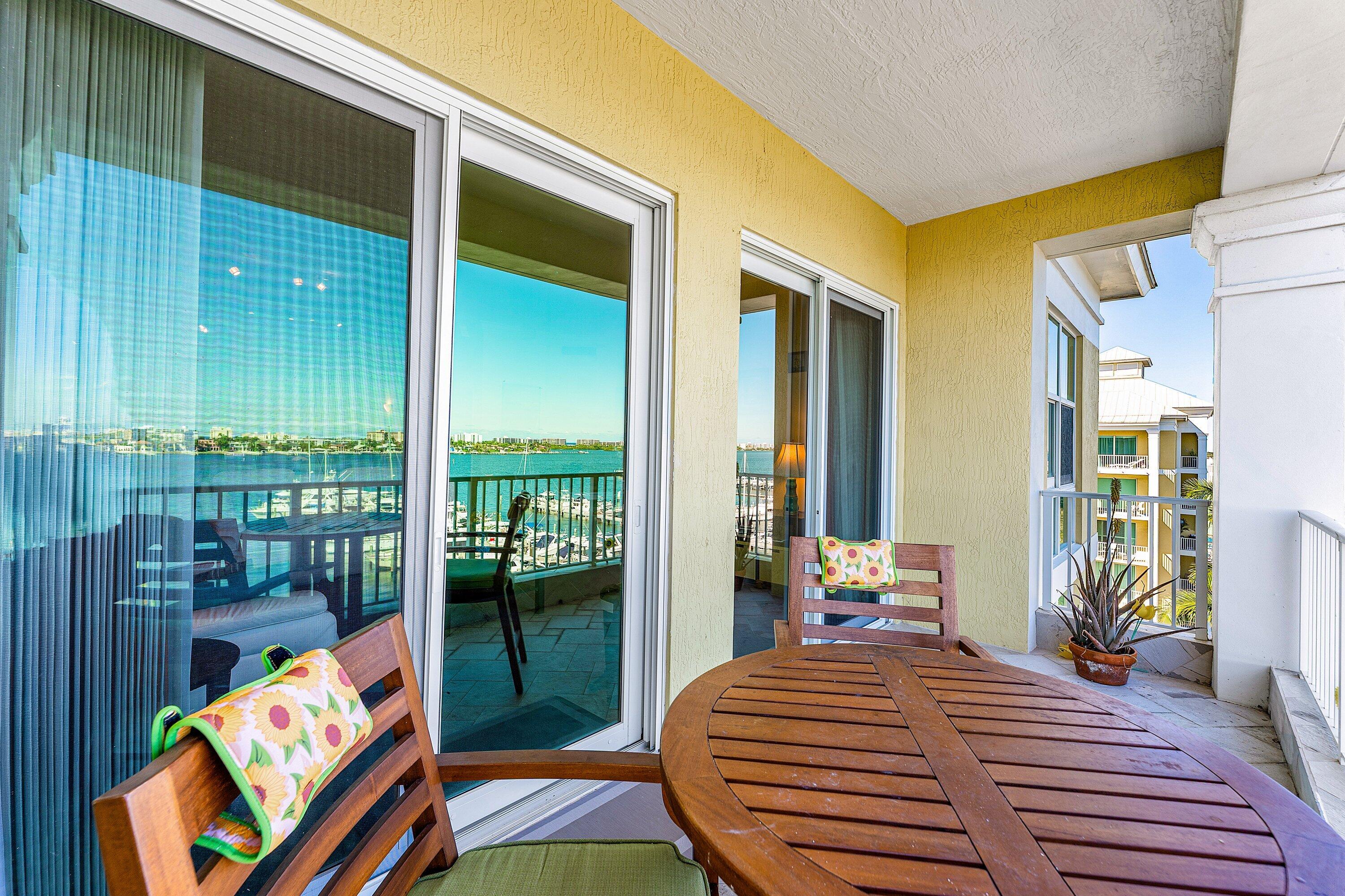 MOORINGS AT LANTANA CONDO 3 - Residential