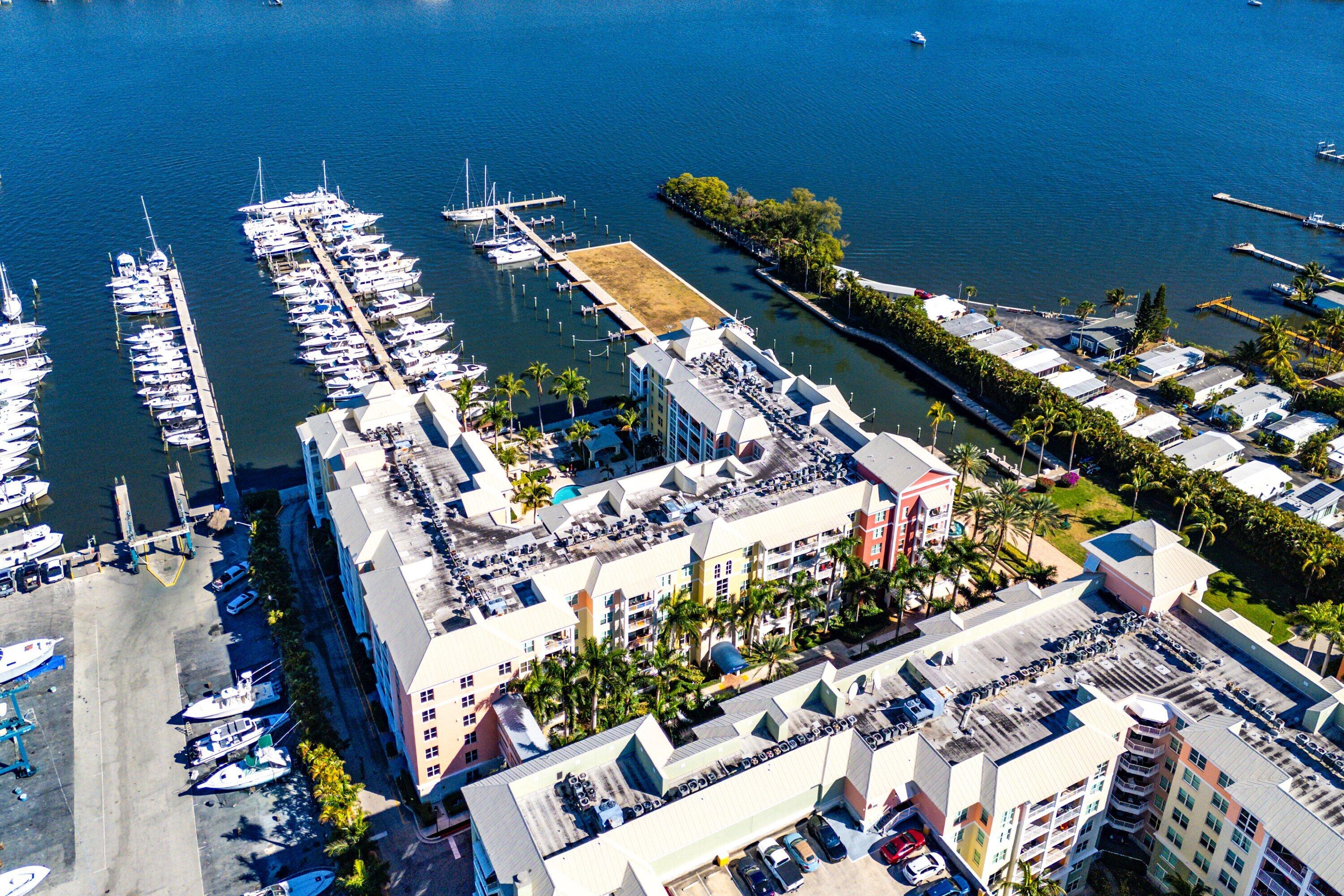 MOORINGS AT LANTANA CONDO 3 - Residential