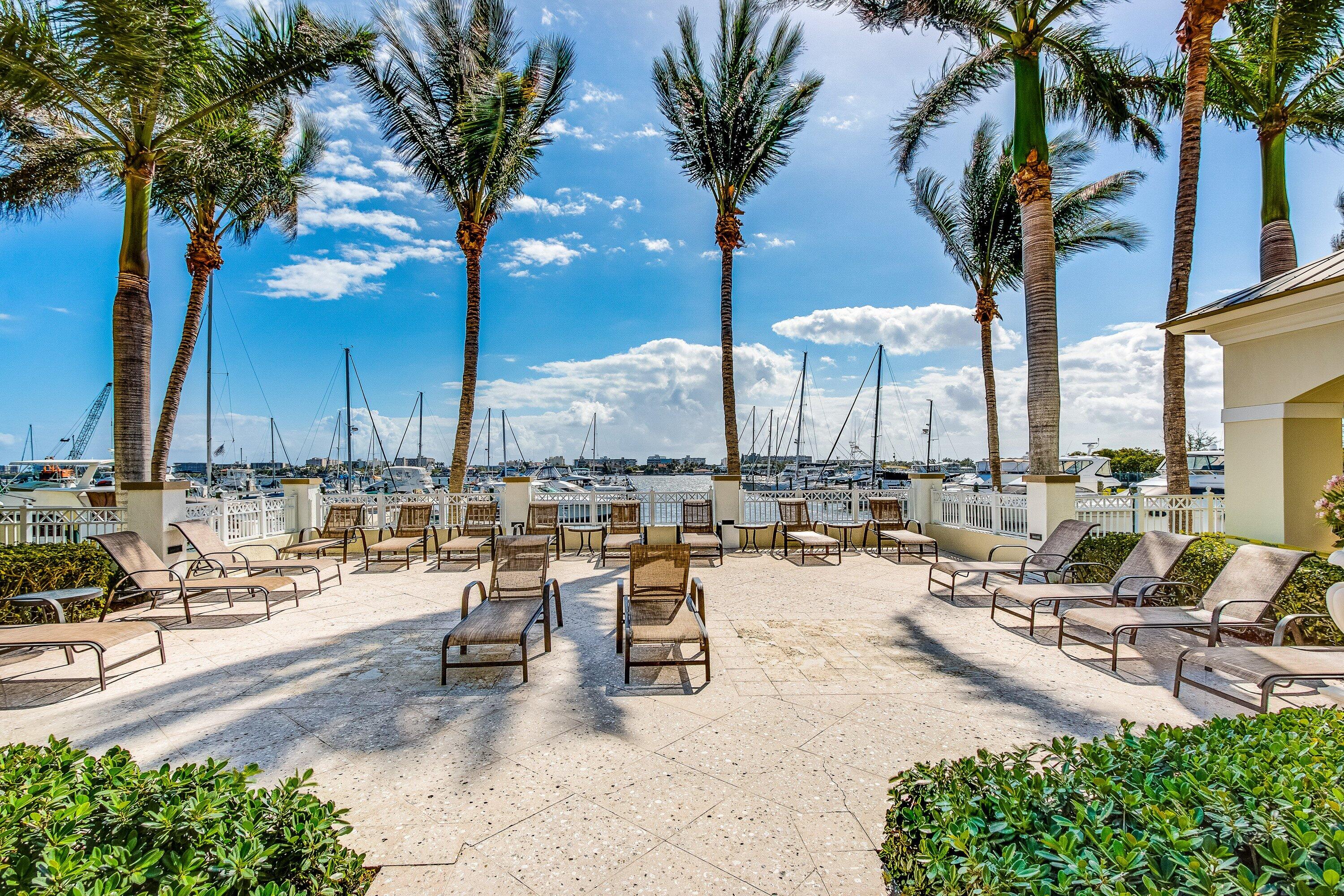 MOORINGS AT LANTANA CONDO 3 - Residential