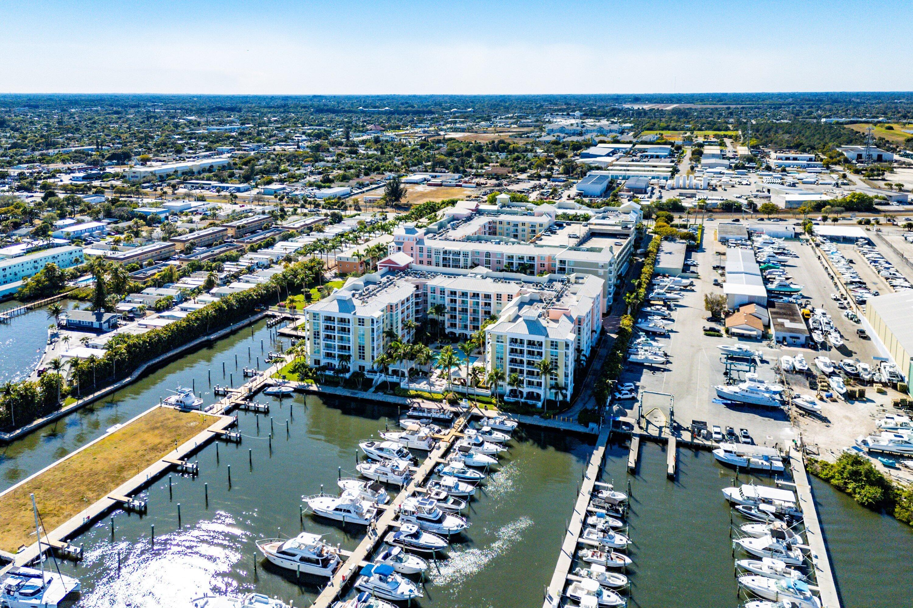 MOORINGS AT LANTANA CONDO 3 - Residential