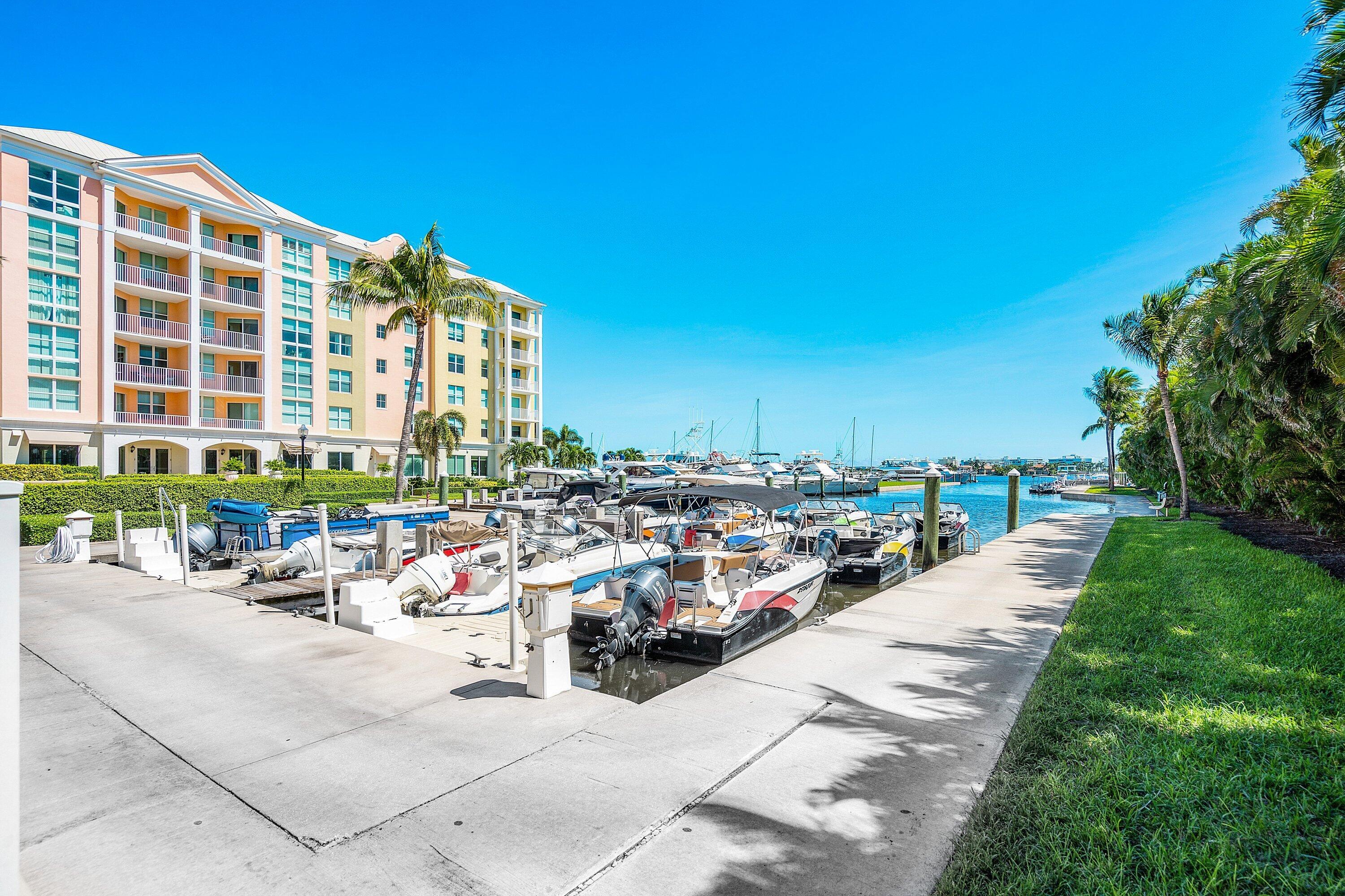 MOORINGS AT LANTANA CONDO 3 - Residential