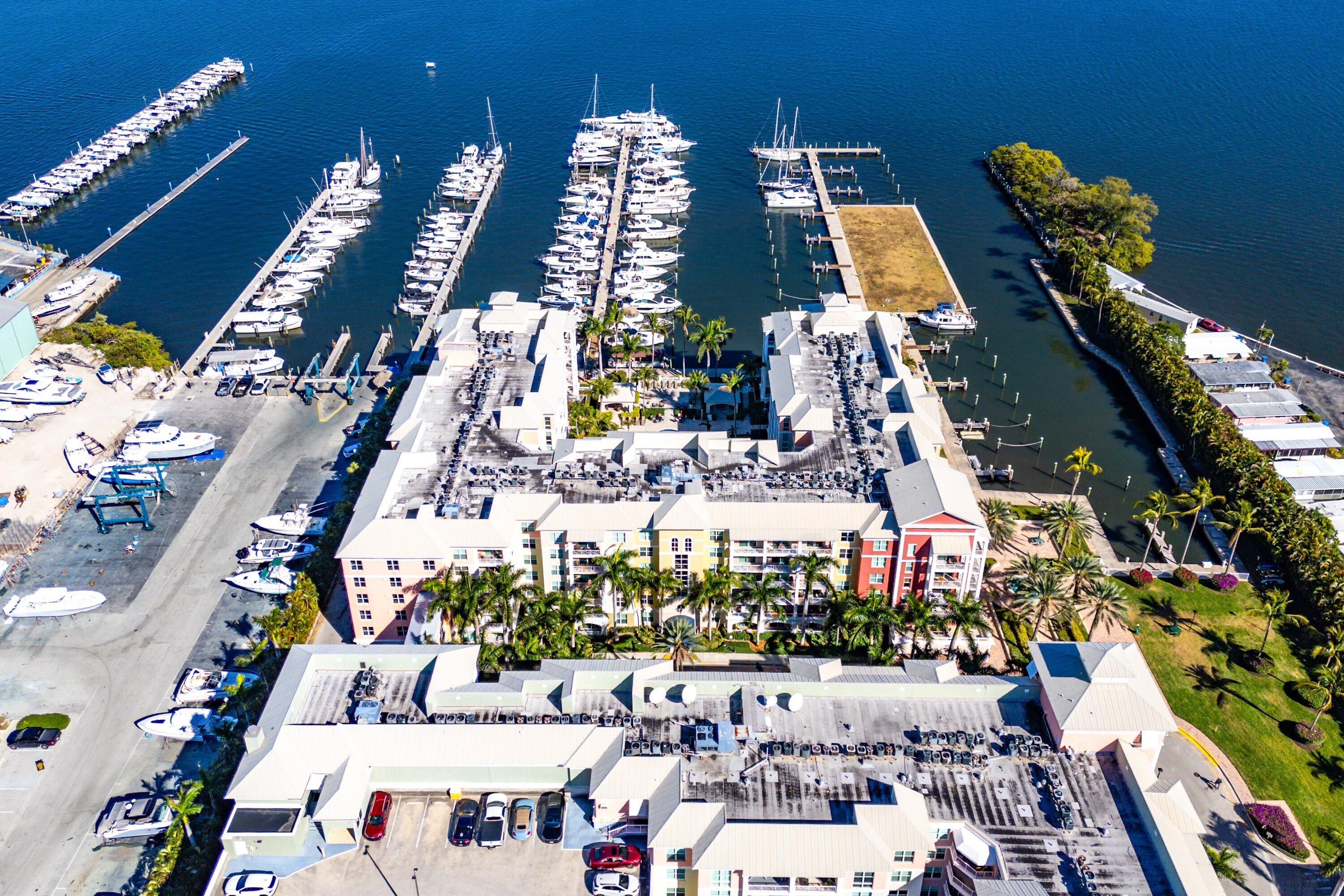 MOORINGS AT LANTANA CONDO 3 - Residential