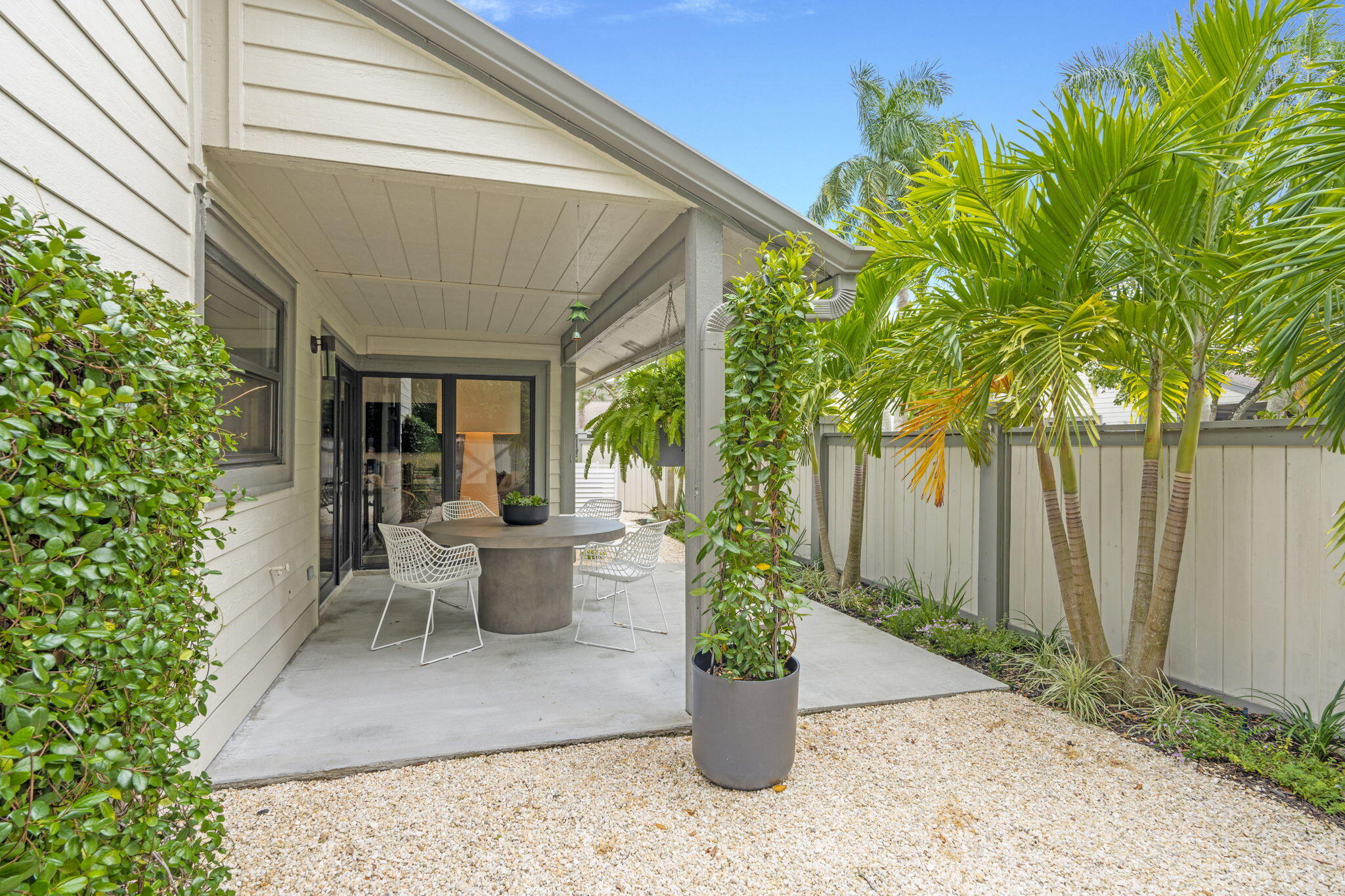 BEDFORD MEWS AT WELLINGTON - Residential