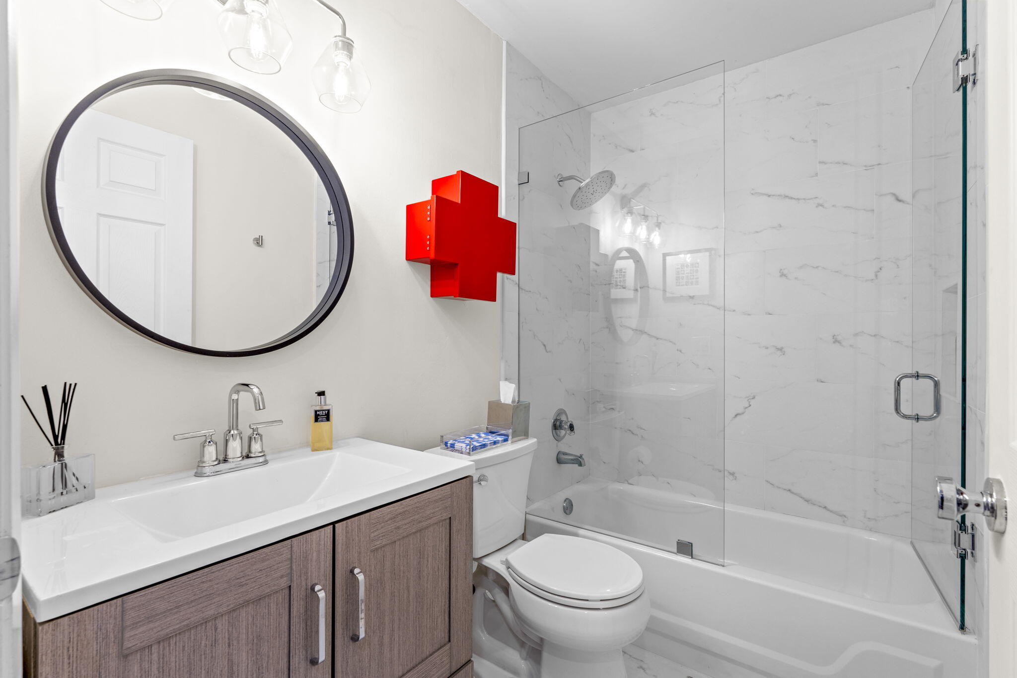 BEDFORD MEWS AT WELLINGTON - Residential