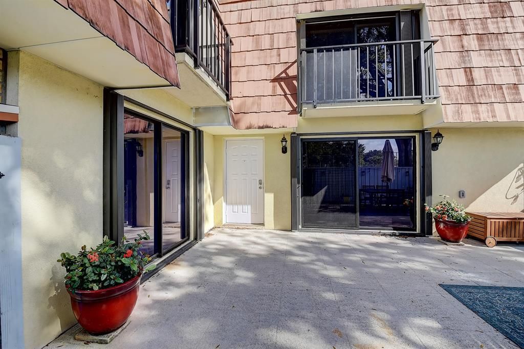 Photo of 407 Buttonwood Lane, Boynton Beach, FL 33436 (MLS # R10779751)