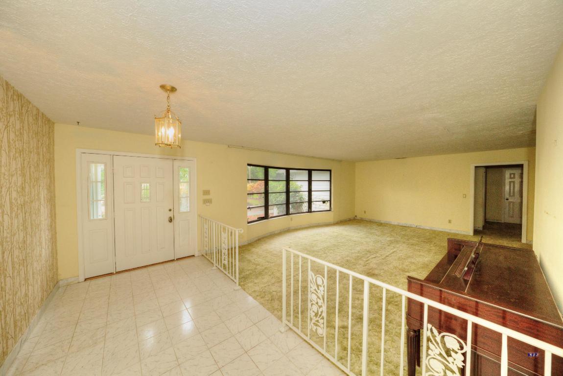 PINECREST LAKES PHASE II - Residential
