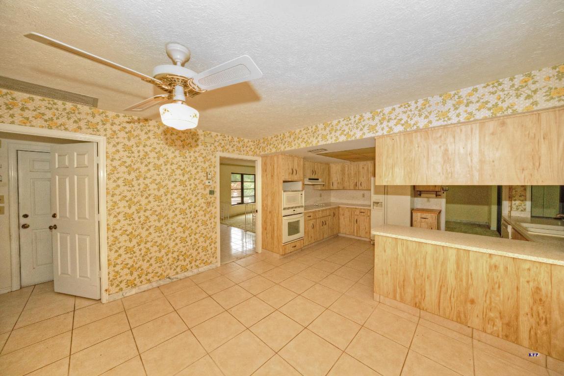 PINECREST LAKES PHASE II - Residential
