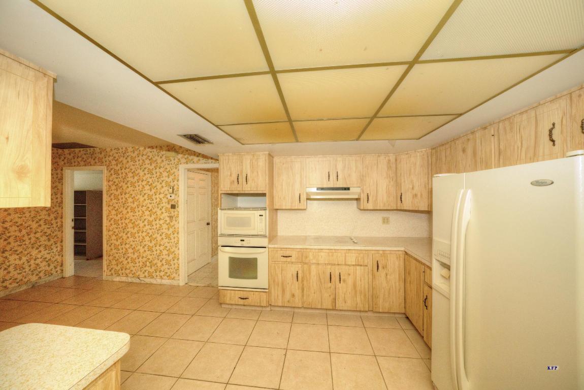 PINECREST LAKES PHASE II - Residential