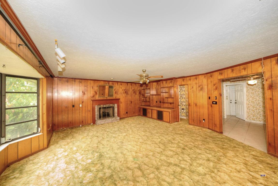 PINECREST LAKES PHASE II - Residential
