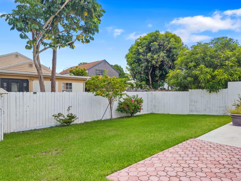 Photo of 6196 Azalea Circle, West Palm Beach, FL 33415 (MLS # B26041566)